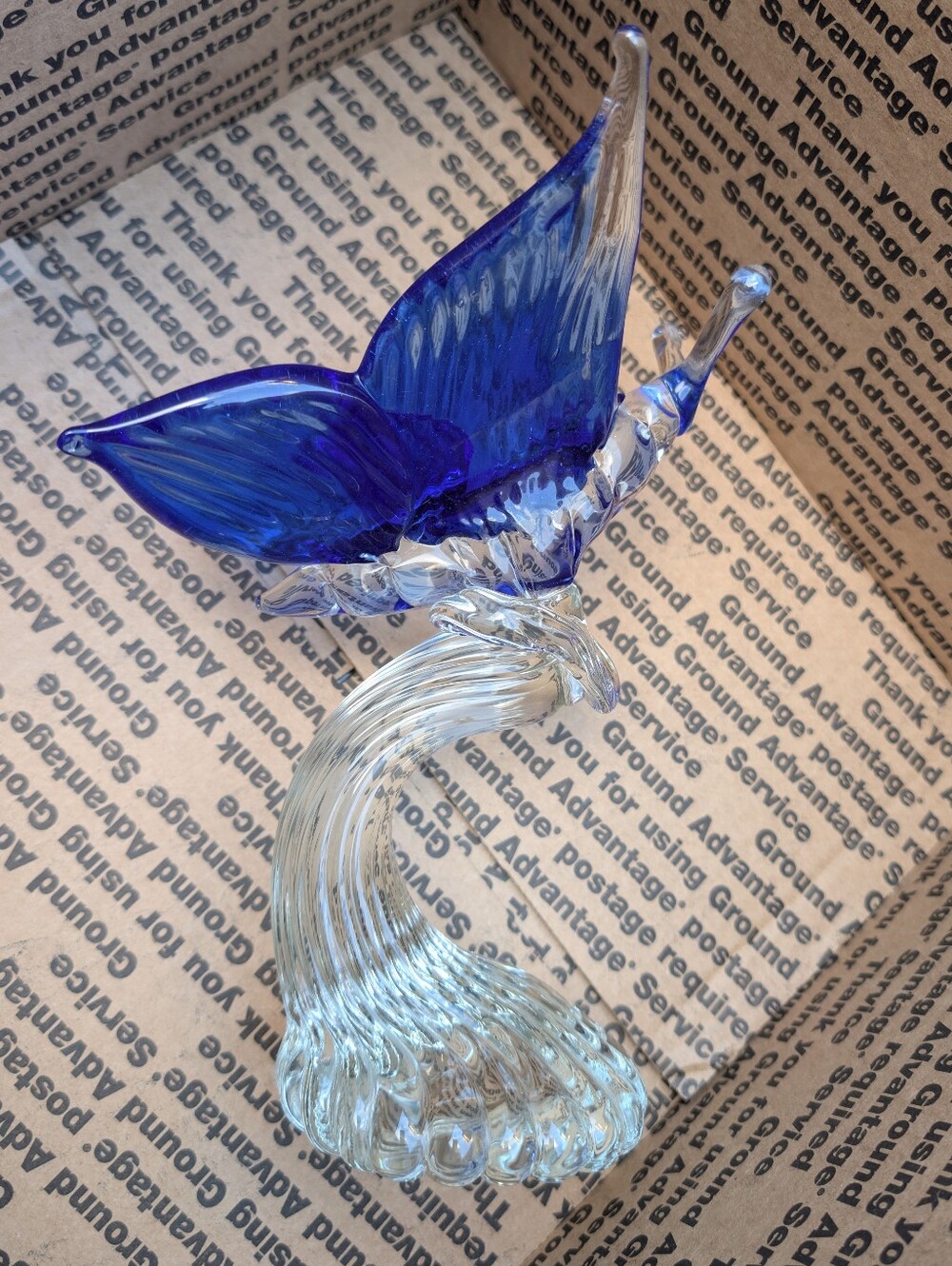 UNKNOWN MAKER Handblown Glass Butterfly Sculpture - Blue & Clear NICE CONDITION